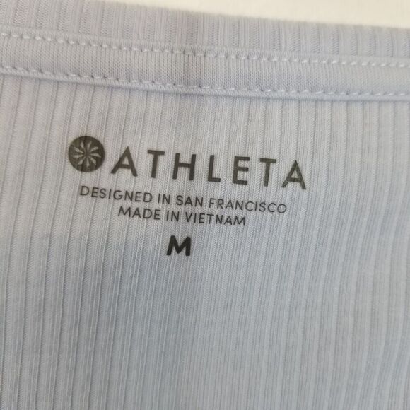 Athleta Essence Semi Fit Long Sleeve Top Sz M  Blue Slit Back Casual Athletic - Picture 5 of 6